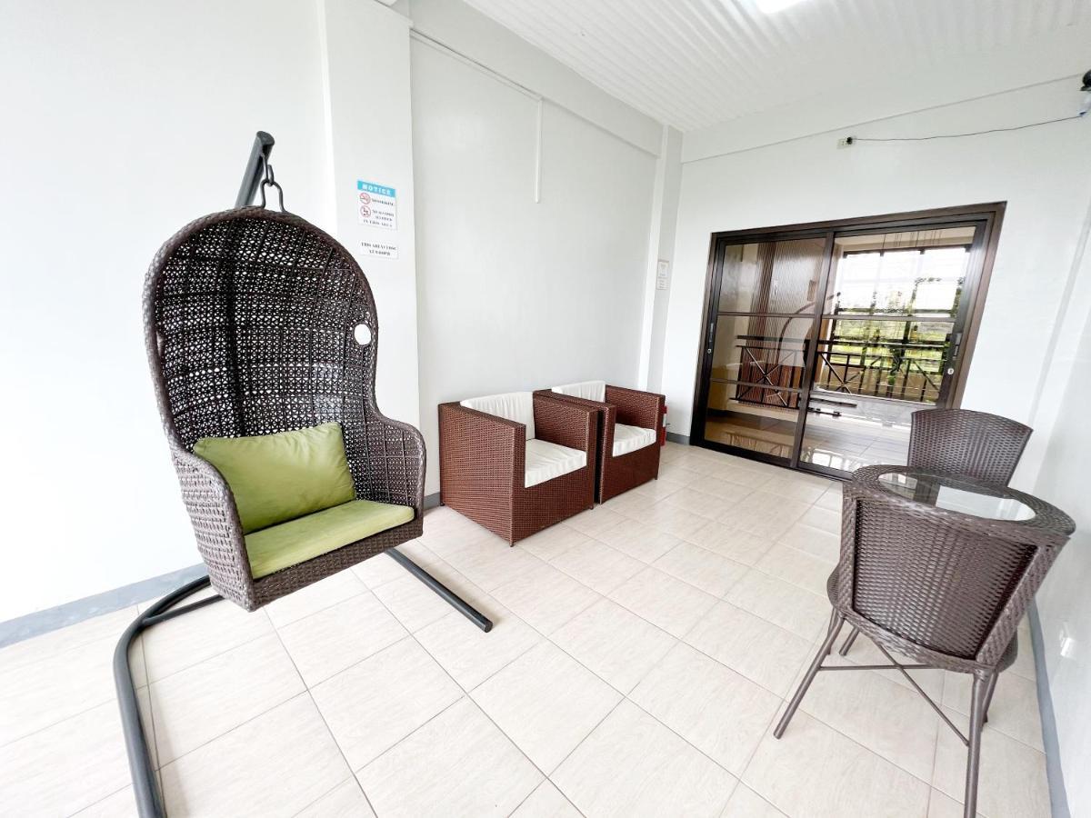 Verra Inn Tagaytay City Exteriör bild