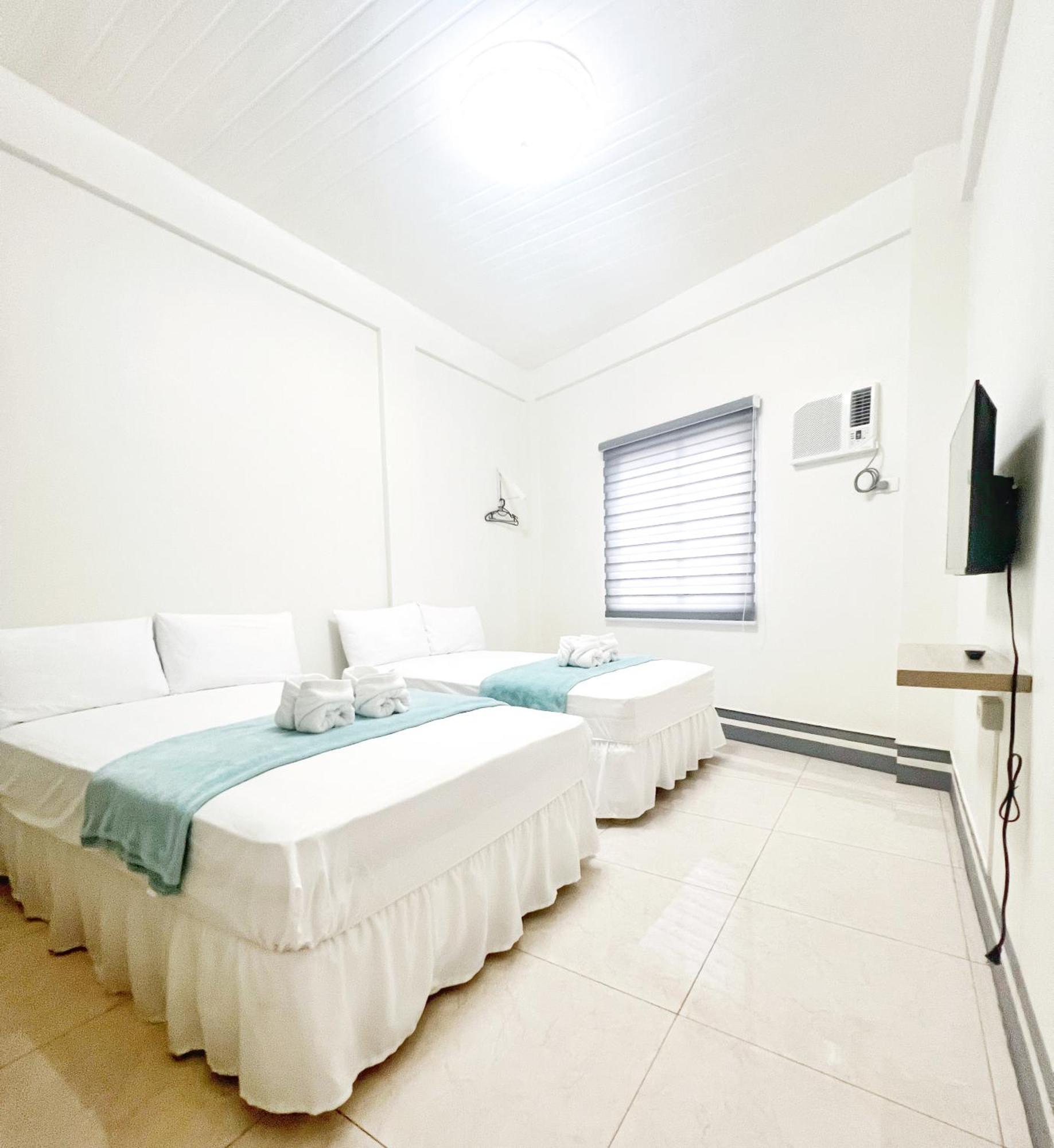 Verra Inn Tagaytay City Exteriör bild